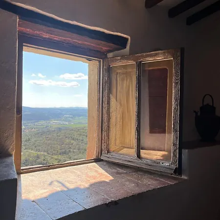 Castello Di Mongiovino Vecchio 